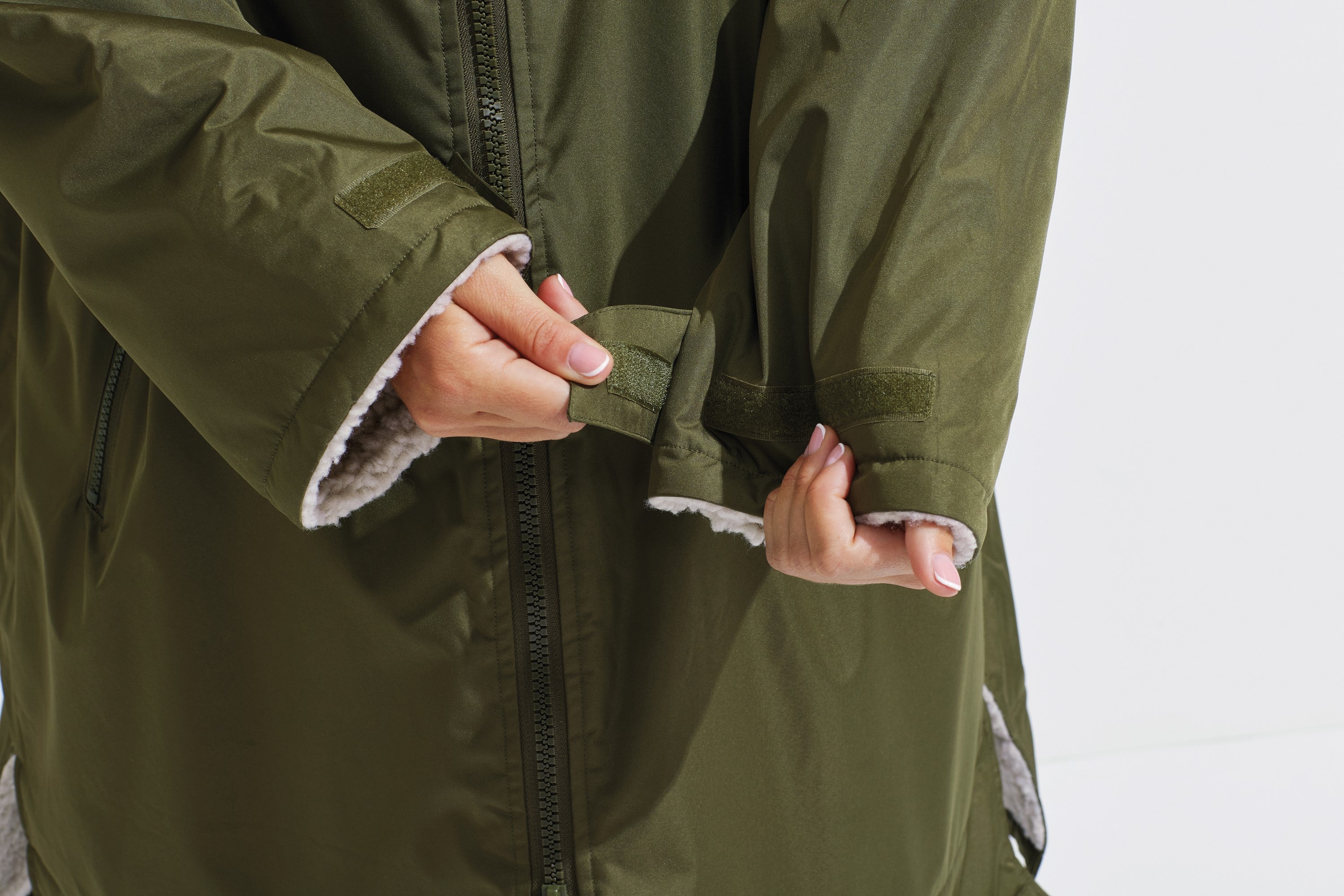 Rat Race All-Seasons Waterproof Changing Robe - Olive/Natural - Rat Race Store