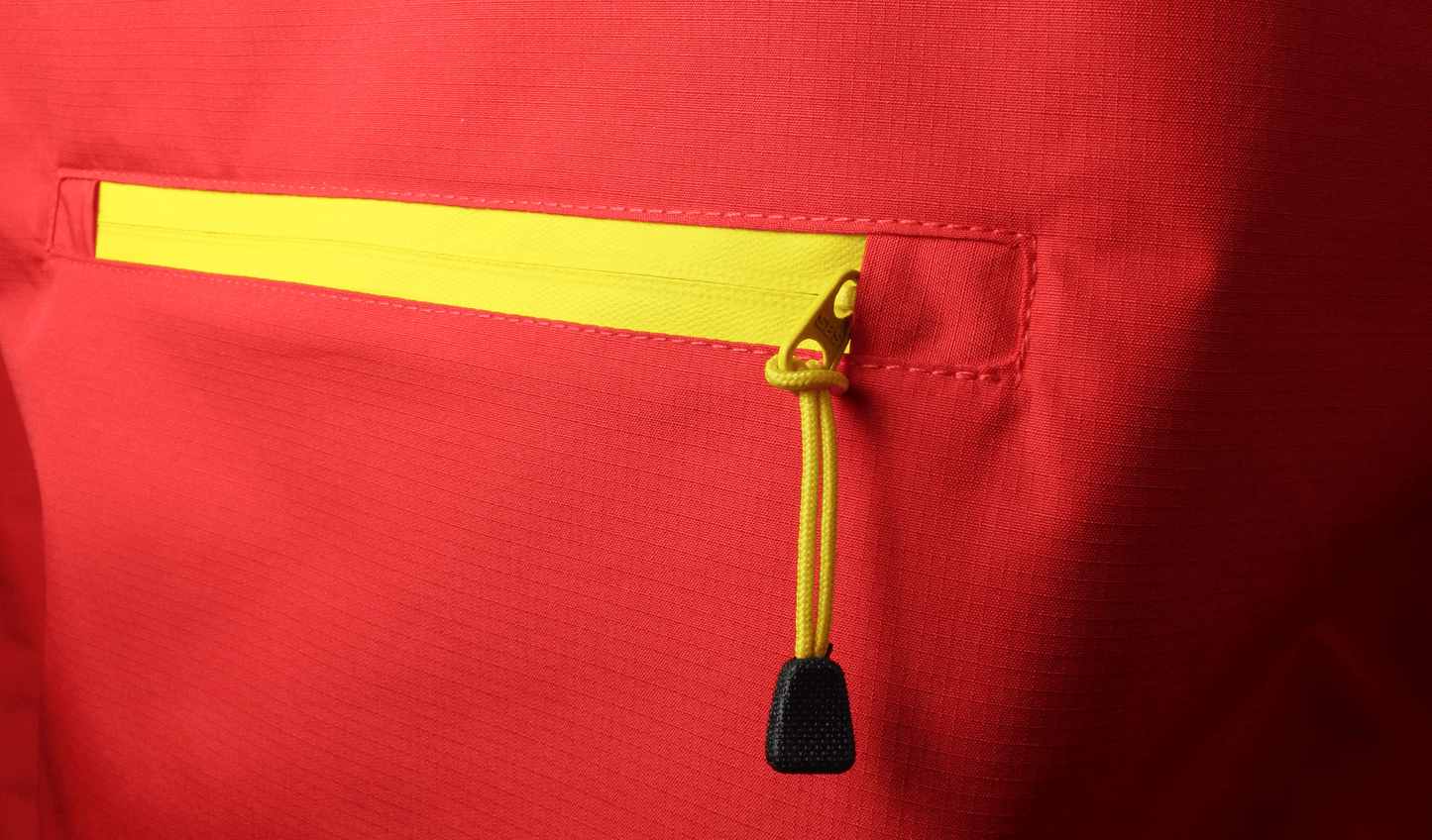 Kit List Waterproof Smock - Red/Reflect